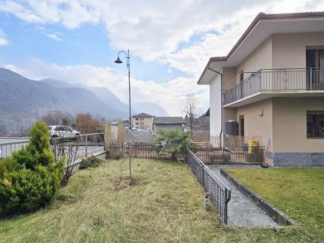 Appartamento in vendita a Champdepraz, Aosta