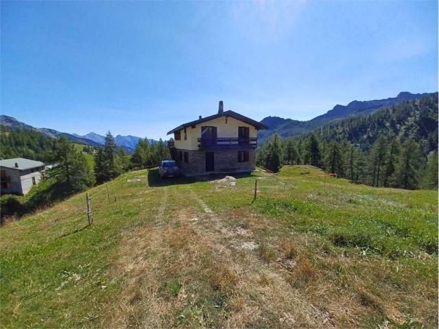 Appartamento in vendita a Champorcher, Aosta