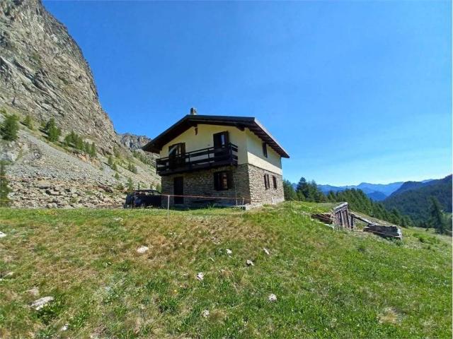 Appartamento in vendita a Champorcher, Aosta