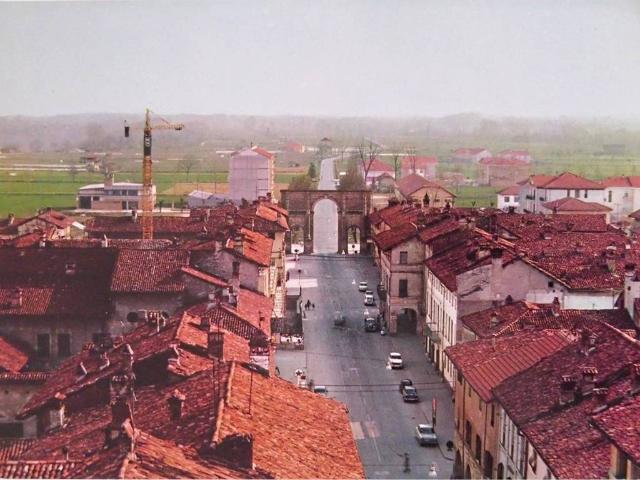 Appartamento in vendita a Cherasco, Cuneo