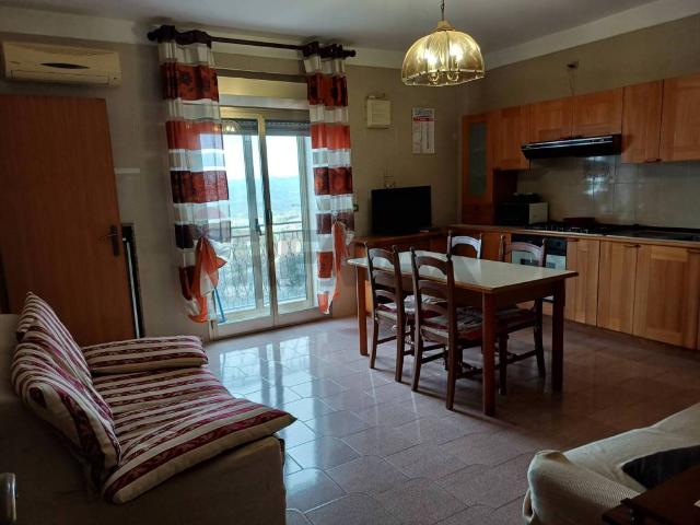 Appartamento in vendita a Chiaramonte Gulfi, Sicilia