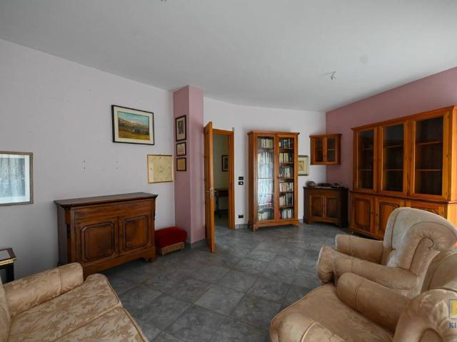 Appartamento in vendita a Chiaramonte Gulfi, Sicilia