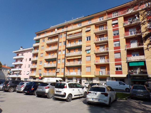 Appartamento in vendita a Marche, Ancona
