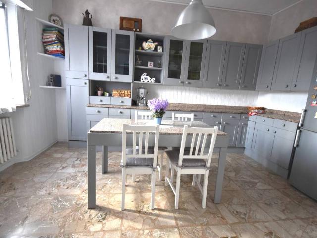 Appartamento in vendita a Marche, Ancona