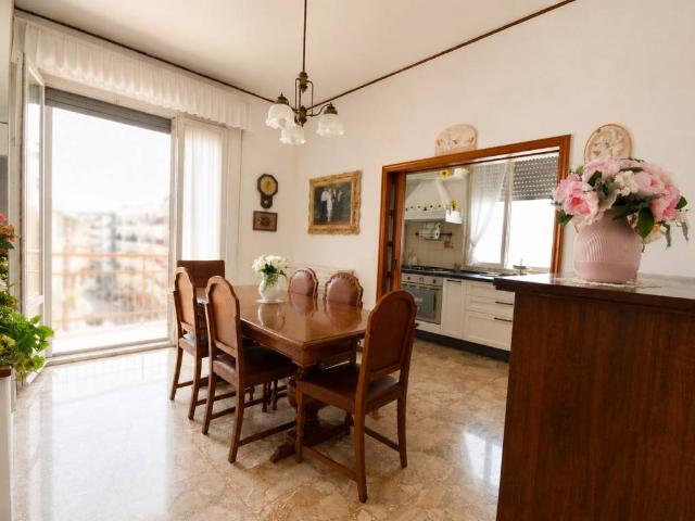 Appartamento in vendita a Marche, Ancona