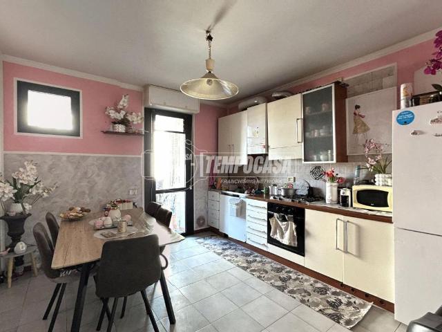 Appartamento in vendita a Chiari, Lombardia