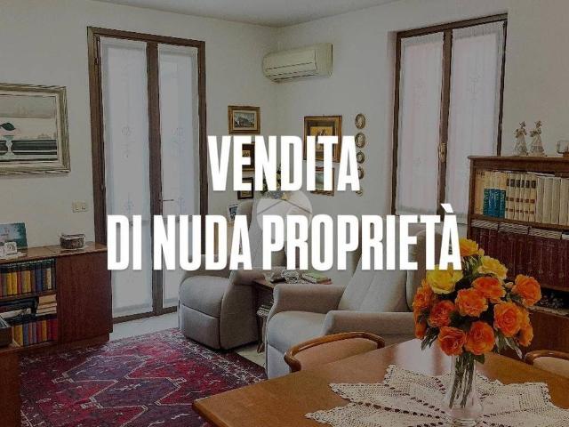 Appartamento in vendita a Chiari, Lombardia