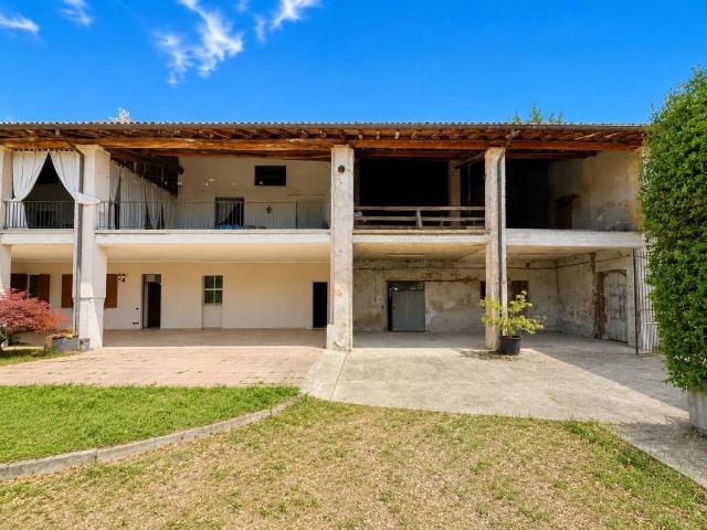Appartamento in vendita a Chiari, Lombardia