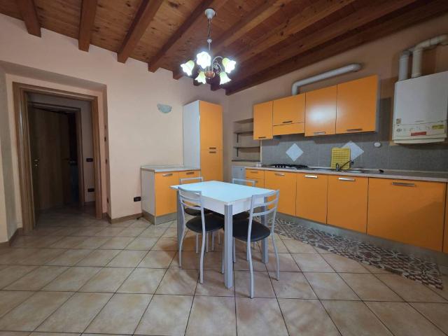 Appartamento in vendita a Chiari, Lombardia