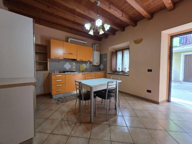 Appartamento in vendita a Chiari, Lombardia