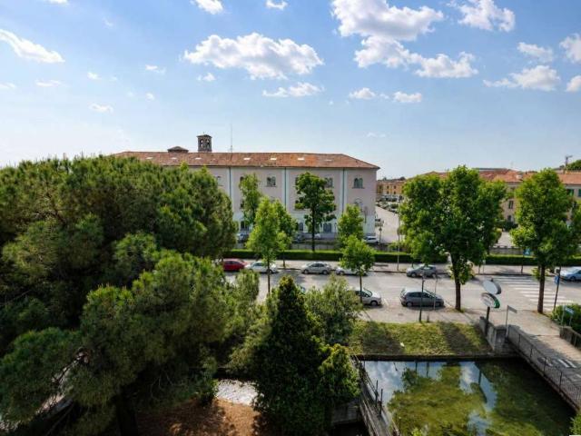 Appartamento in vendita a Chiari, Lombardia