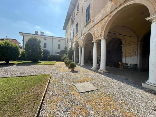 Appartamento in vendita a Chiari, Lombardia