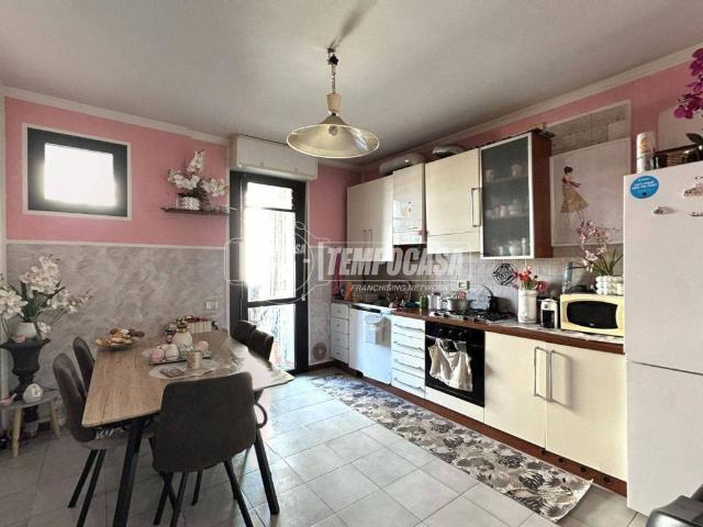 Appartamento in vendita a Chiari, Lombardia