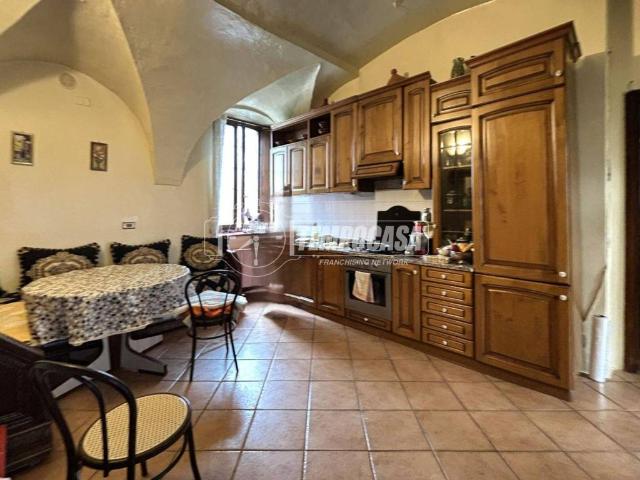 Appartamento in vendita a Chiari, Lombardia