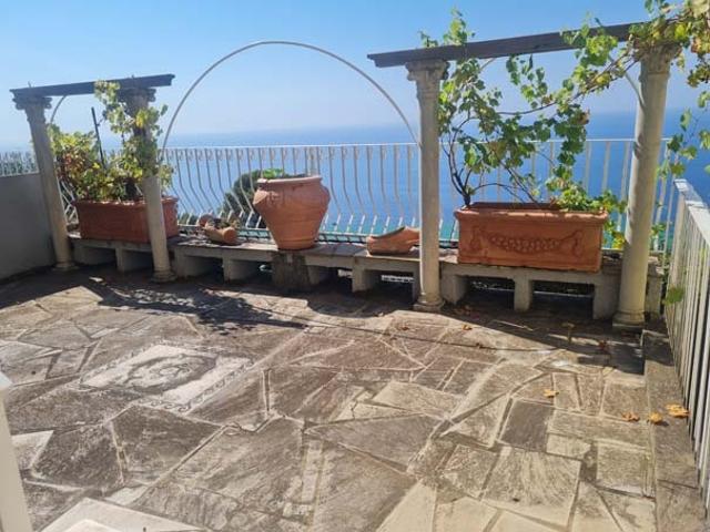 Appartamento in vendita a Chiavari, Liguria