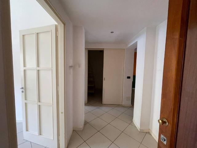 Appartamento in vendita a Chieri, Torino