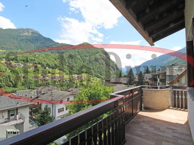 Appartamento in vendita a Somprato, Chiesa In Valmalenco