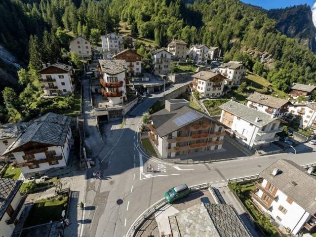 Appartamento in vendita a Somprato, Chiesa In Valmalenco