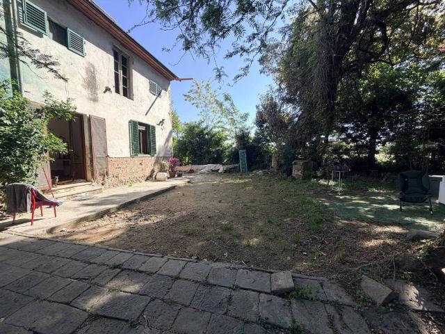 Appartamento in vendita a Chiesina Uzzanese, Toscana