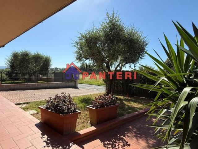 Appartamento in vendita a Chiesina Uzzanese, Toscana