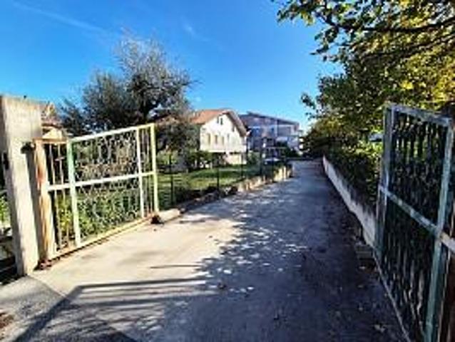Appartamento in vendita a Chieti, Abruzzo