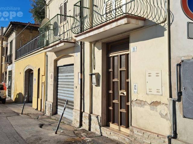 Appartamento in vendita a Santa Barbara, Chieti