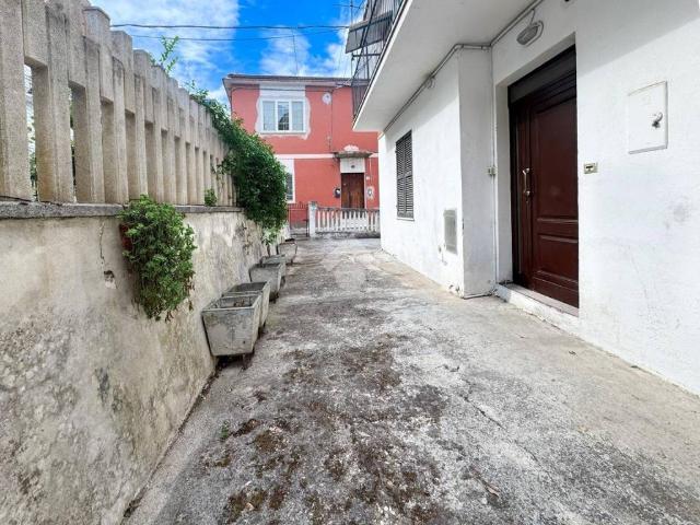 Appartamento in vendita a Santa Barbara, Chieti