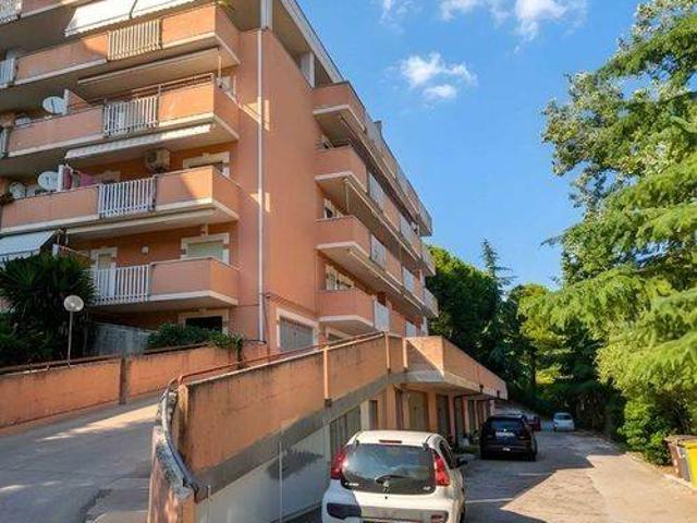 Appartamento in vendita a Santa Barbara, Chieti