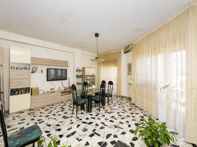 Appartamento in vendita a Chieti, Abruzzo