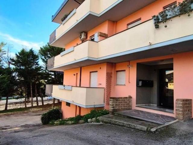 Appartamento in vendita a Tricalle, Chieti