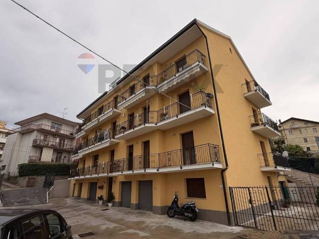 Appartamento in vendita a Tricalle, Chieti