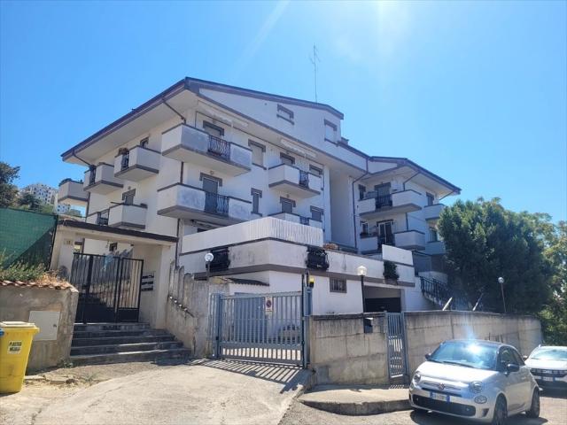 Appartamento in vendita a Chieti, Abruzzo