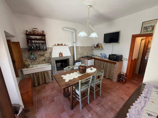 Appartamento in vendita a Rósina, Chitignano