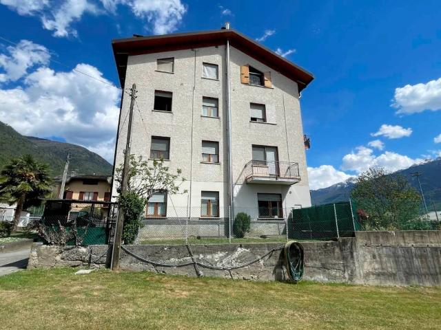 Appartamento in vendita a Chiuro, Lombardia