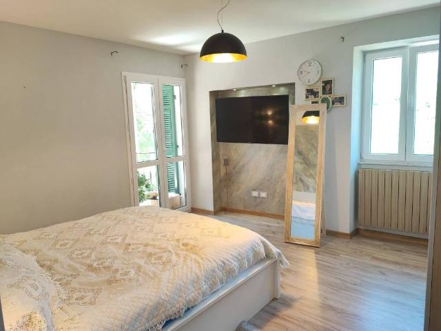 Appartamento in vendita a Chiusavecchia, Liguria