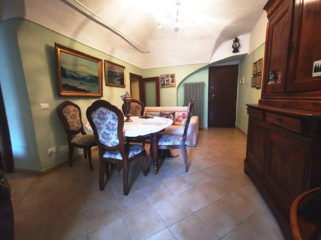 Appartamento in vendita a Chiusavecchia, Liguria