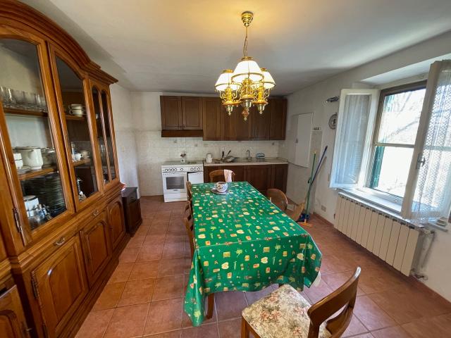 Appartamento in vendita a Chiusdino, Toscana