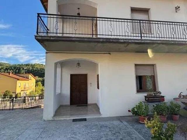 Appartamento in vendita a Chiusi Della Verna, Toscana