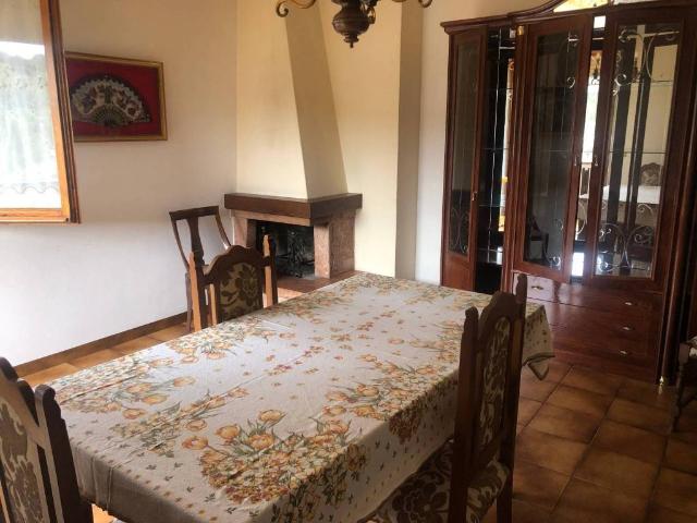 Appartamento in vendita a Chiusi Città, Toscana