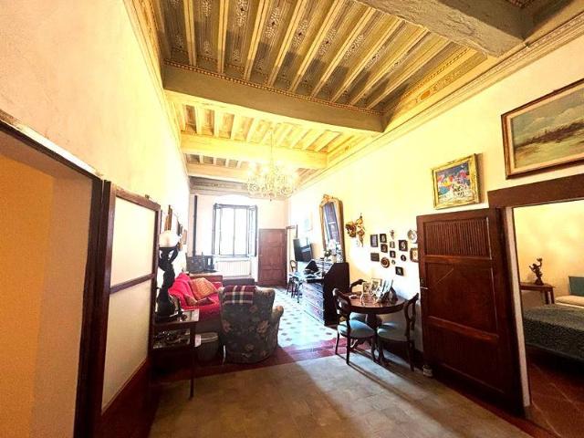Appartamento in vendita a Chiusi Città, Toscana