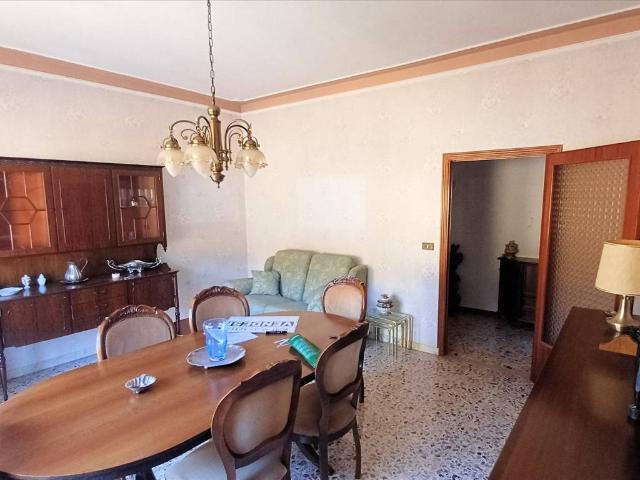 Appartamento in vendita a Chiusi Città, Toscana