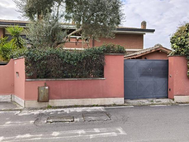 Appartamento in vendita a Roma Capitale, Lazio