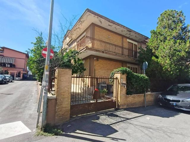 Appartamento in vendita a Roma Capitale, Lazio