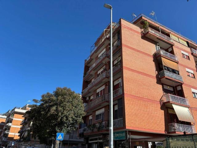 Appartamento in vendita a Roma Capitale, Lazio