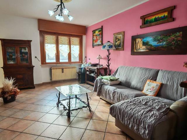 Appartamento in vendita a Cilavegna, Lombardia