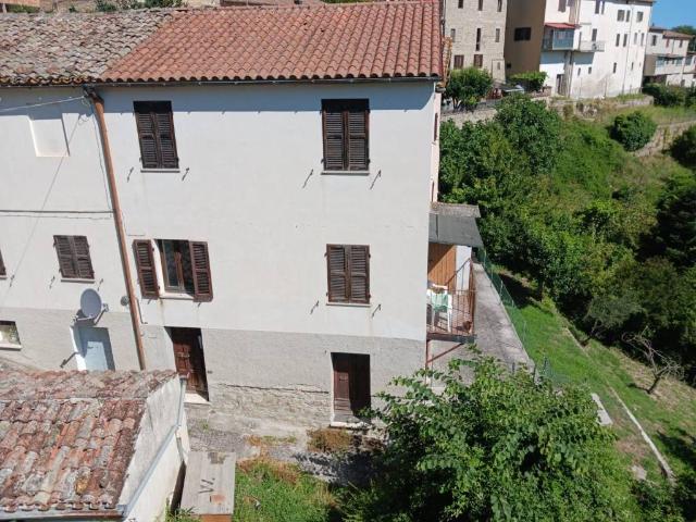 Appartamento in vendita a Pozzo, Cingoli