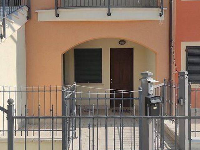 Appartamento in vendita a Strada, Marche