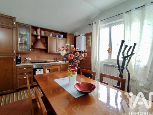 Appartamento in vendita a Pozzo, Marche