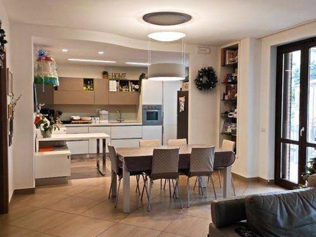 Appartamento in vendita a Pozzo, Marche