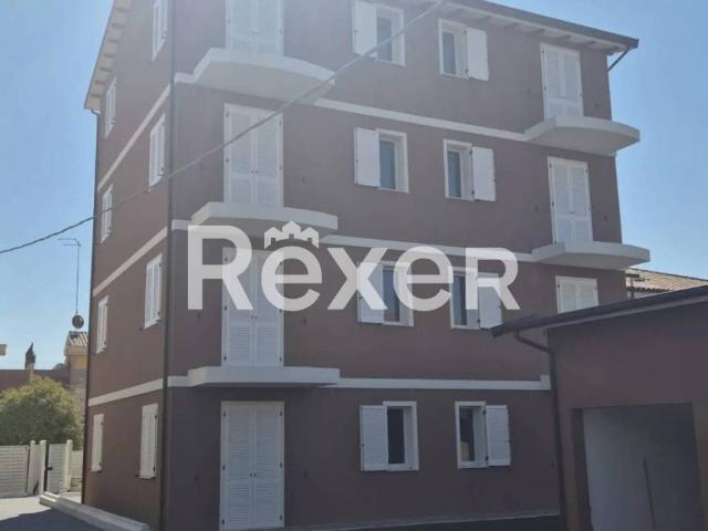Appartamento in vendita a Strada, Marche